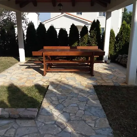 Hostel Stalno Sretan