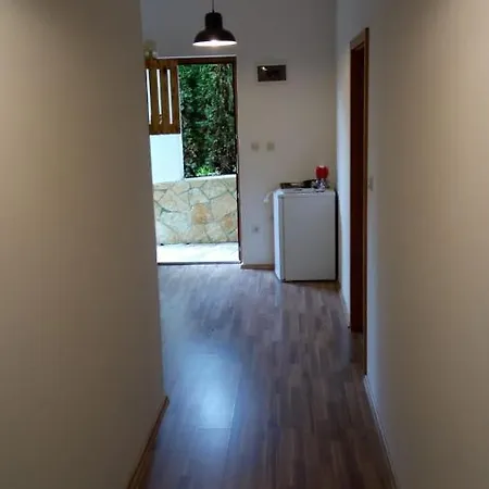Stalno Sretan *